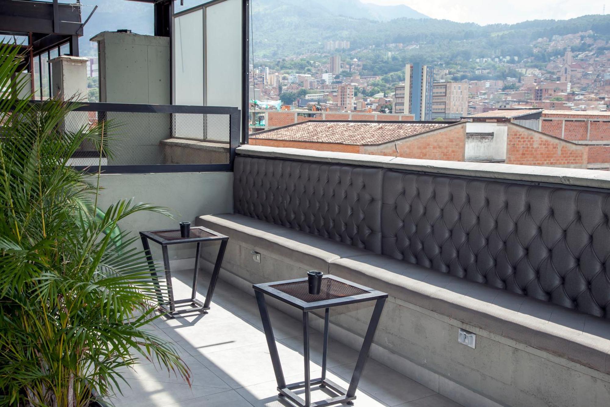 Edificio Helena Apartment Medellin Exterior photo
